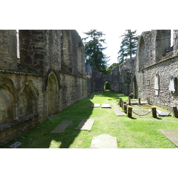 Photo Royaume-Uni Écosse Inchmahome Priory 2011-07 34