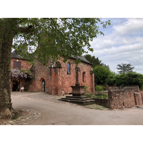 Photo France Collonges la Rouge 2018-04 74