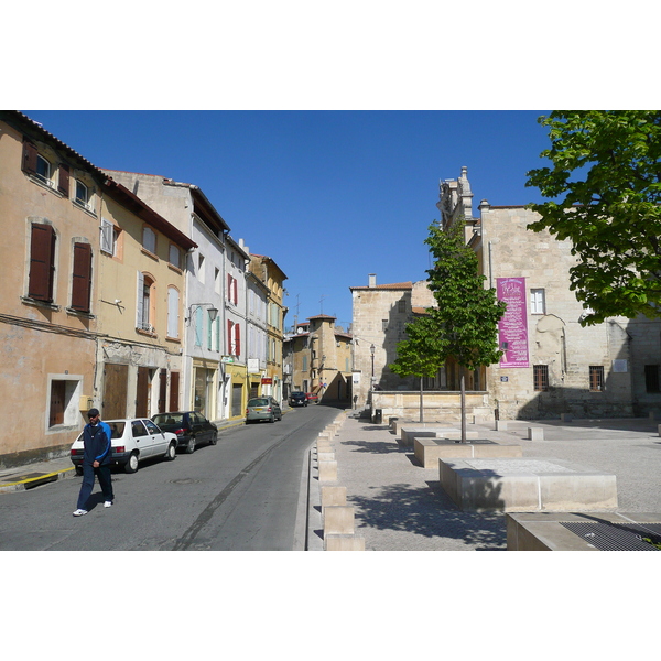 Photo France Tarascon 2008-04 49