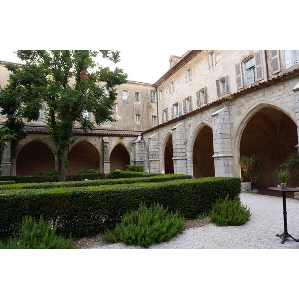 Photo France Saint Maximin la Sainte Baume Hôtel Le Couvent Royal Saint Maximin 2017-08 34