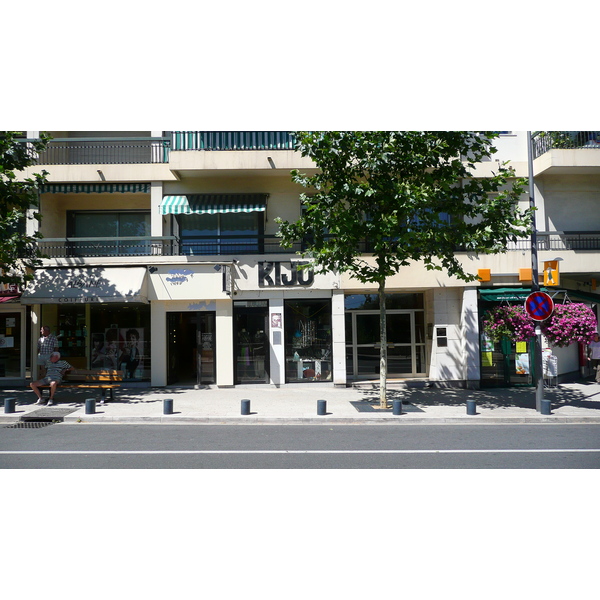Photo France Vence Vence Ouest 2007-07 71