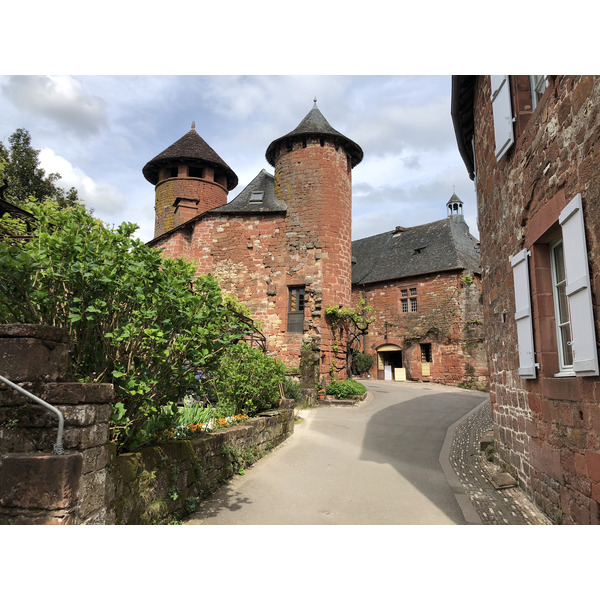 Photo France Collonges la Rouge 2018-04 2