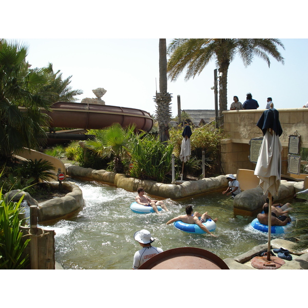 Photo Émirats arabes unis Dubai Parc Wild Wadi 2007-03 158