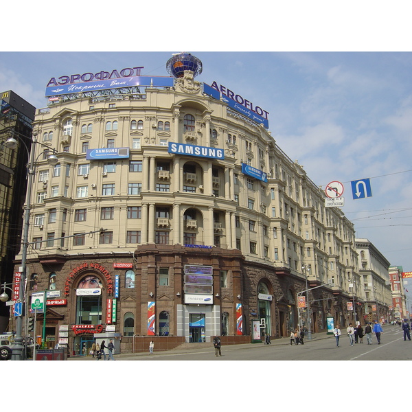Photo Russie Moscou Rue Tverskaya 2005-04 55