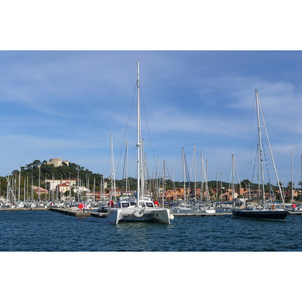 Photo France Ile de Porquerolles Port de Porquerolles 2008-05 45