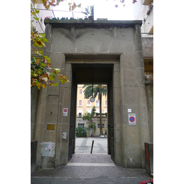 Photo Italie Rome rue Glorioso 2007-11 6