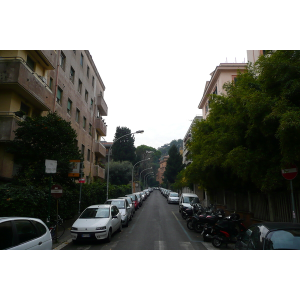 Photo Italie Rome rue Glorioso 2007-11 17