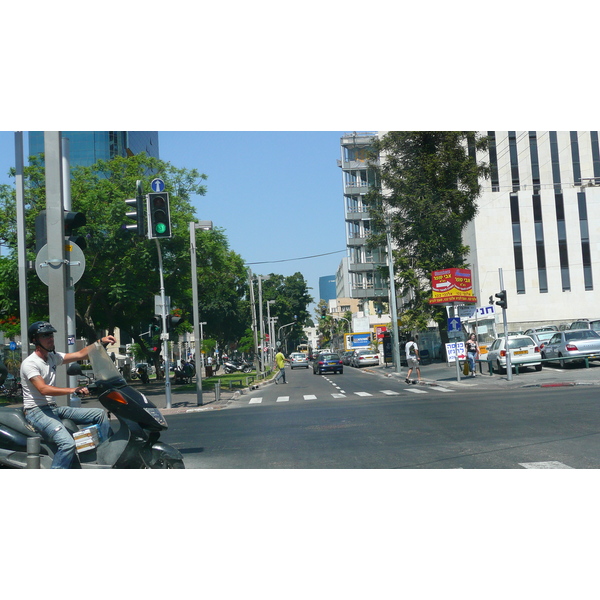 Photo Israel Tel Aviv Rue Rothschild 2007-06 40