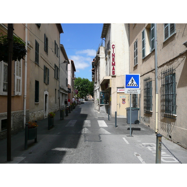Photo France Vence Avenue H. Isnard 2007-07 25