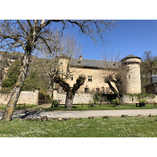 Photo France Salles la Source 2018-04 58