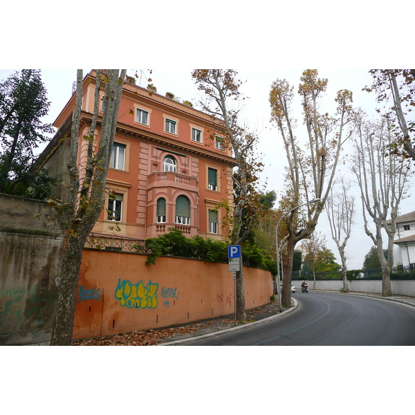 Photo Italie Rome rue du Trente Avril 2007-11 0