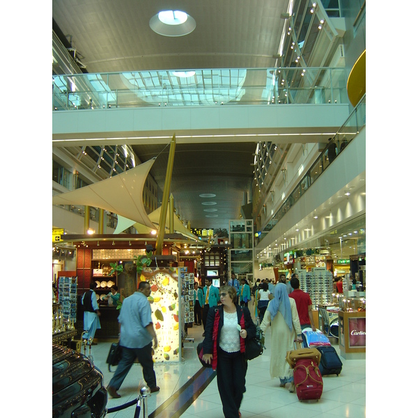 Photo Émirats arabes unis Dubai Aéroport international de Dubai 2005-09 1