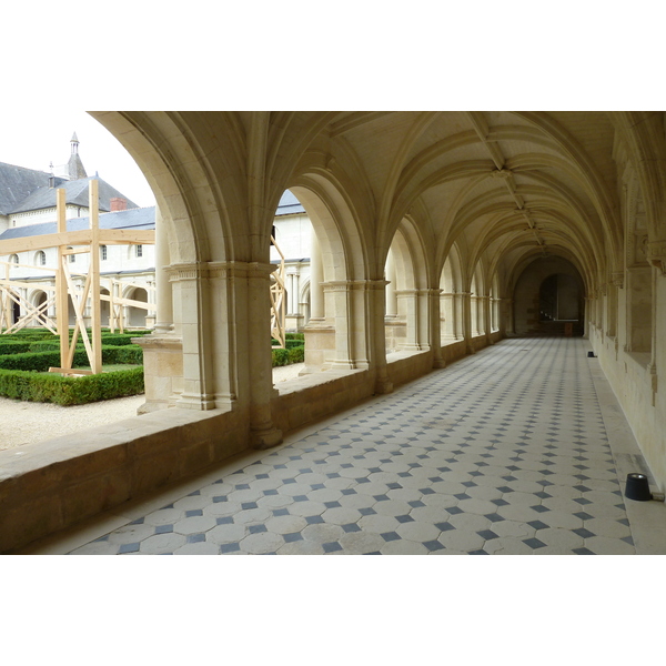Photo France Fontevraud 2011-05 72