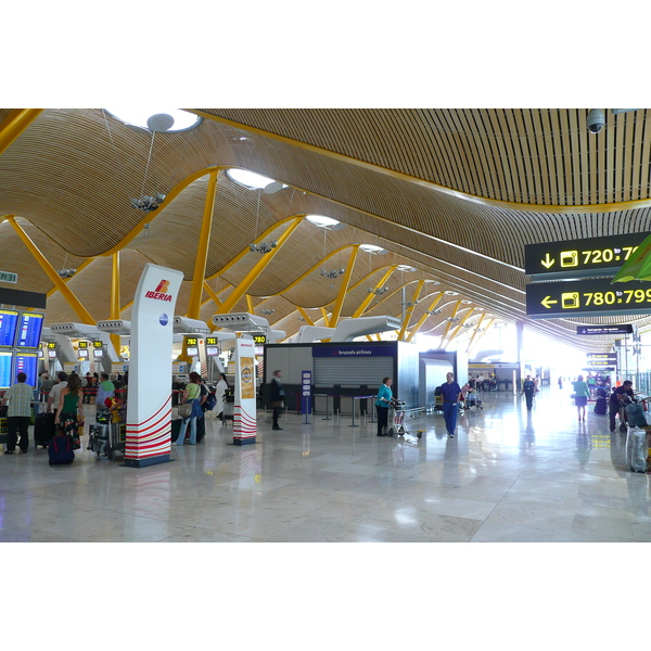 Photo Espagne Madrid Aéroport Madrid Barajas 2007-09 4