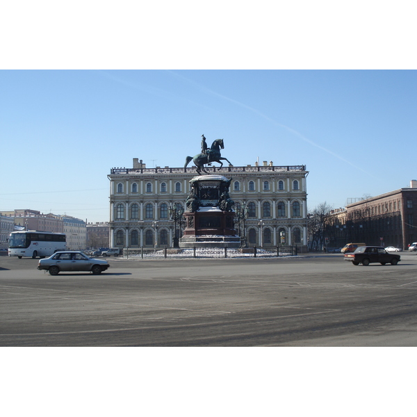 Photo Russie Saint-Pétersbourg Place Saint-Isaac 2006-03 17