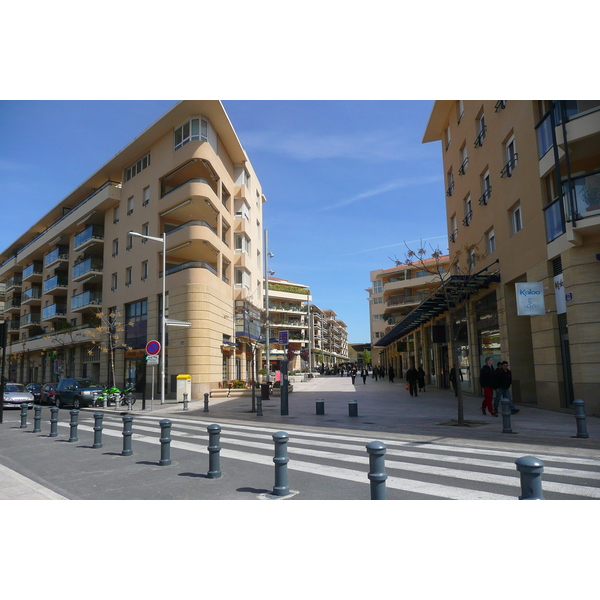 Photo France Aix en Provence Aix ouest 2008-04 11