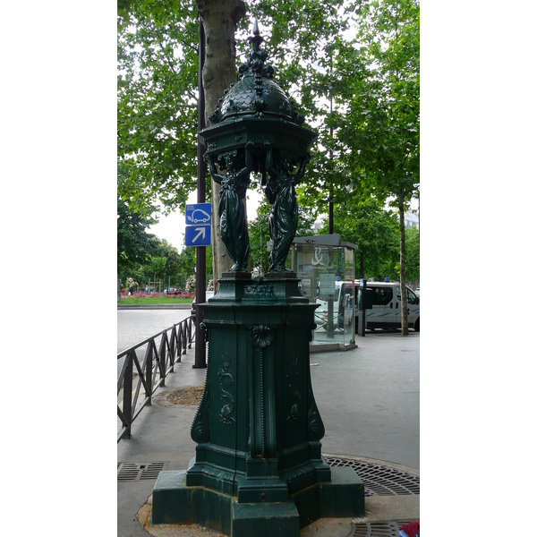Photo France Paris 17eme Arrondissement Place Péreire 2007-05 15