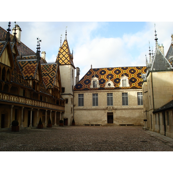 Photo France Beaune Hospices de Beaune 2007-01 35