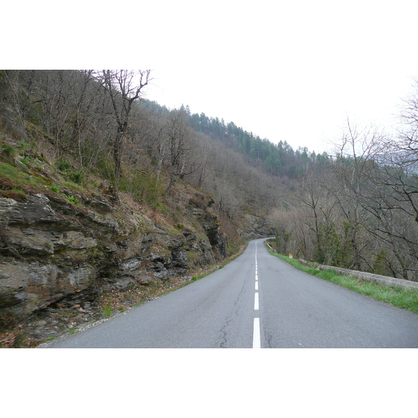 Photo France Les Cévennes route de Cocures à Florac 2008-04 28