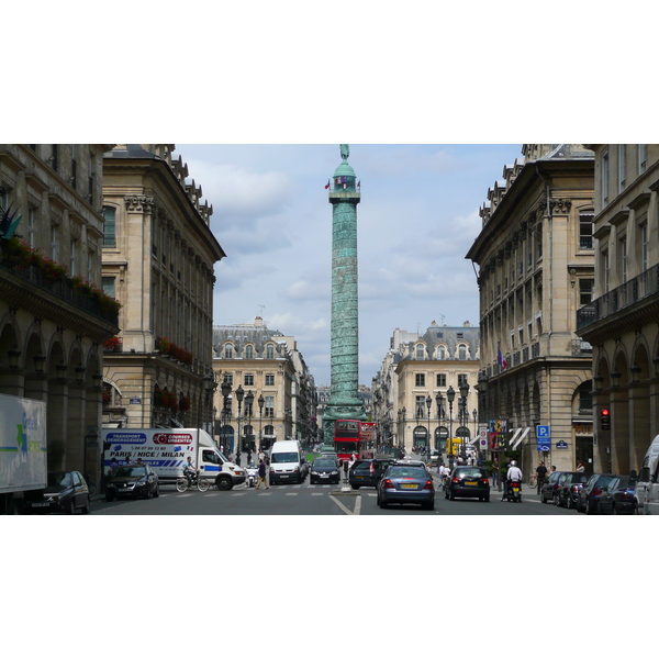 Photo France Paris Place Vendome 2007-07 36