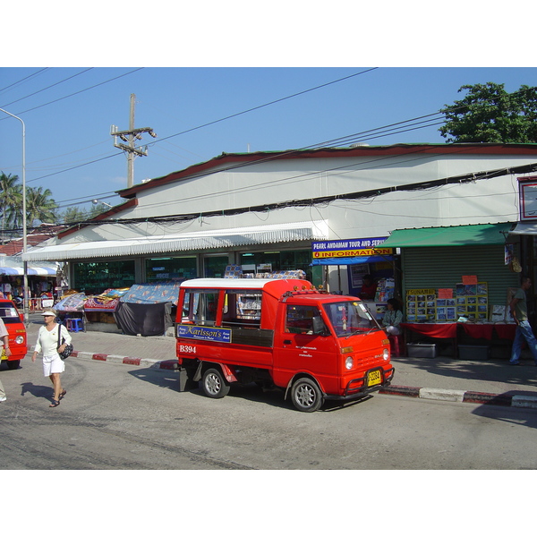 Photo Thaïlande Phuket Patong Beach Road 2005-12 64