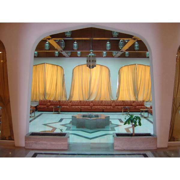 Photo Émirats arabes unis Al Ain Hotel Hilton 2005-03 10
