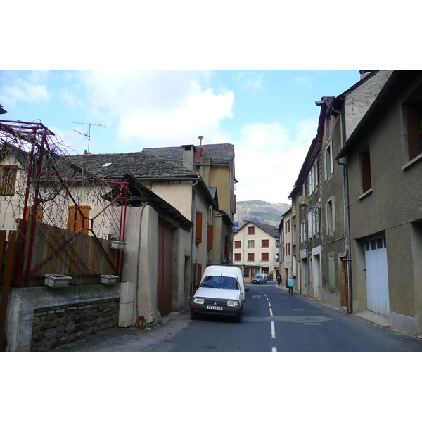 Photo France Les Cévennes route de Cocures à Florac 2008-04 10