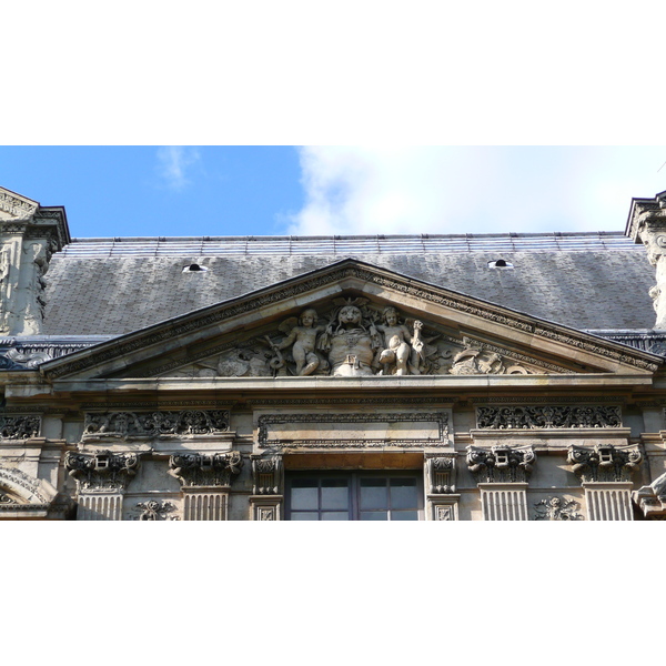 Photo France Paris Le Louvre Facade sur Seine du Louvre 2007-07 24