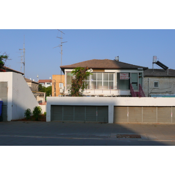 Photo Israel Bat Yam 2007-06 45