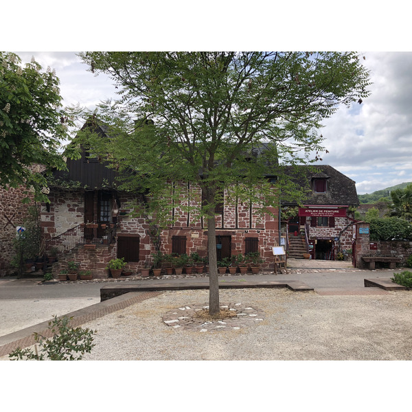 Photo France Collonges la Rouge 2018-04 68
