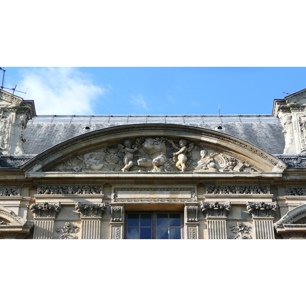 Photo France Paris Le Louvre Facade sur Seine du Louvre 2007-07 65