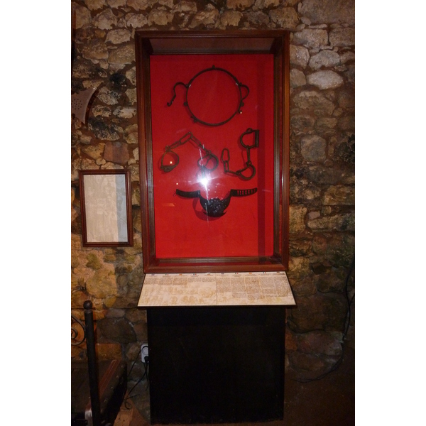 Photo France Maison Forte de Reignac 2010-08 59