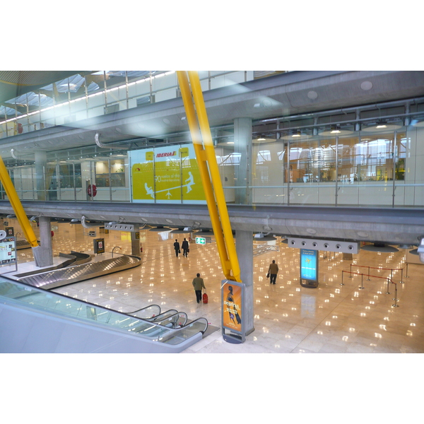 Photo Espagne Madrid Aéroport Madrid Barajas 2007-09 99