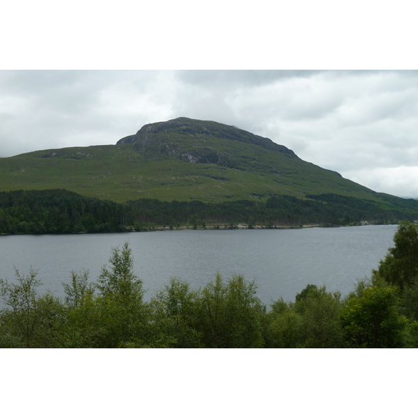 Photo Royaume-Uni Écosse Route de Aviemore à Loch Laggan 2011-07 5
