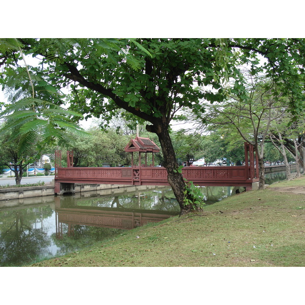 Photo Thaïlande Chiang Mai Centre(intra Canal) Rue Arrak (Canal) 2006-04 6