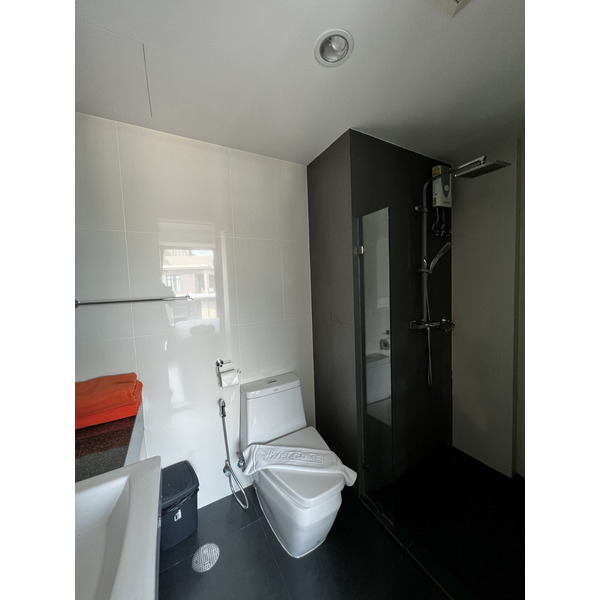 Photo Thaïlande Phuket Plage de Surin Hotel 6th Avenue 2021-12 17