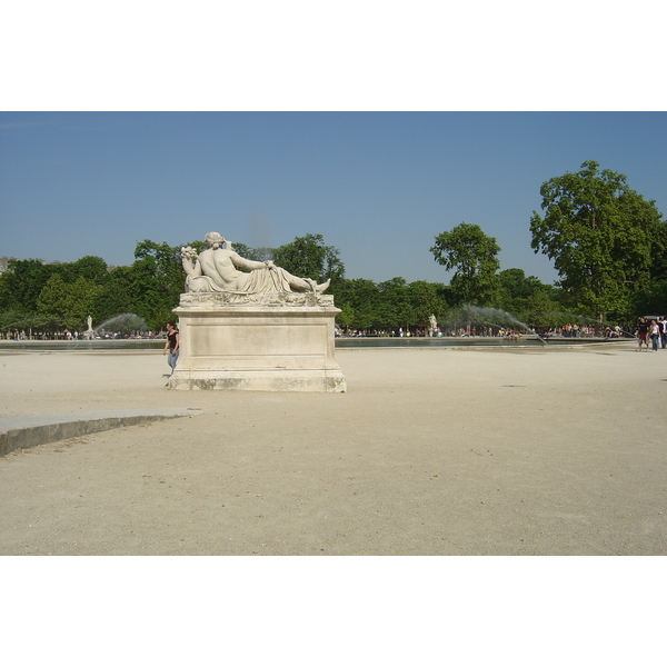 Photo France Paris Jardin des Tuileries 2007-05 100
