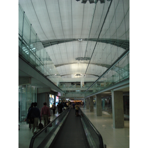 Photo Thaïlande Bangkok Aéroport Suvarnabhumi 2007-02 37