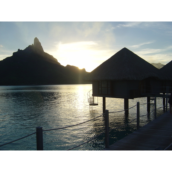 Photo Polynésie Hotel Meridien Bora Bora 2006-04 190
