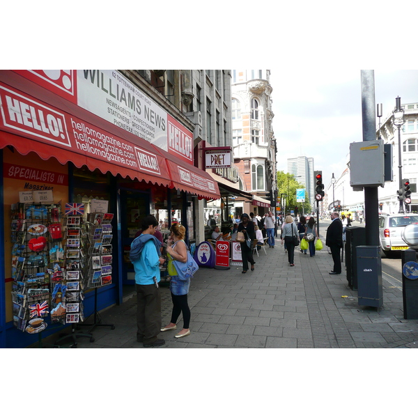 Photo Royaume-Uni Londres Tottenham Court Road 2007-09 82
