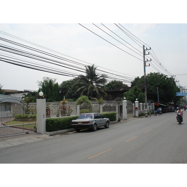 Photo Thaïlande Chiang Mai Centre(intra Canal) Rue Sam Lan 2006-04 19