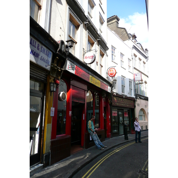 Photo Royaume-Uni Londres Rue Hanway 2007-09 21