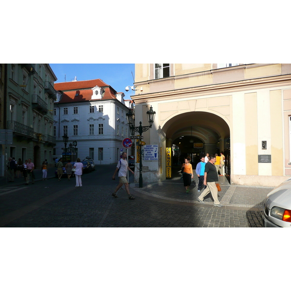 Photo République Tchèque Prague rue Celetna 2007-07 5
