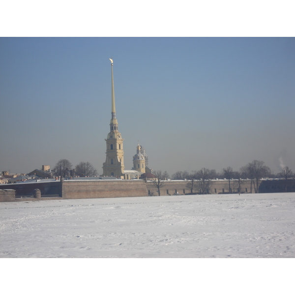 Photo Russie Saint-Pétersbourg La Neva 2006-03 31
