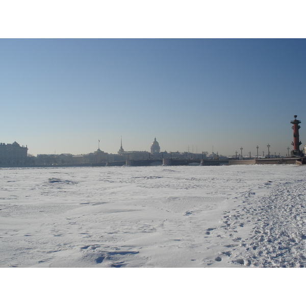Photo Russie Saint-Pétersbourg La Neva 2006-03 18