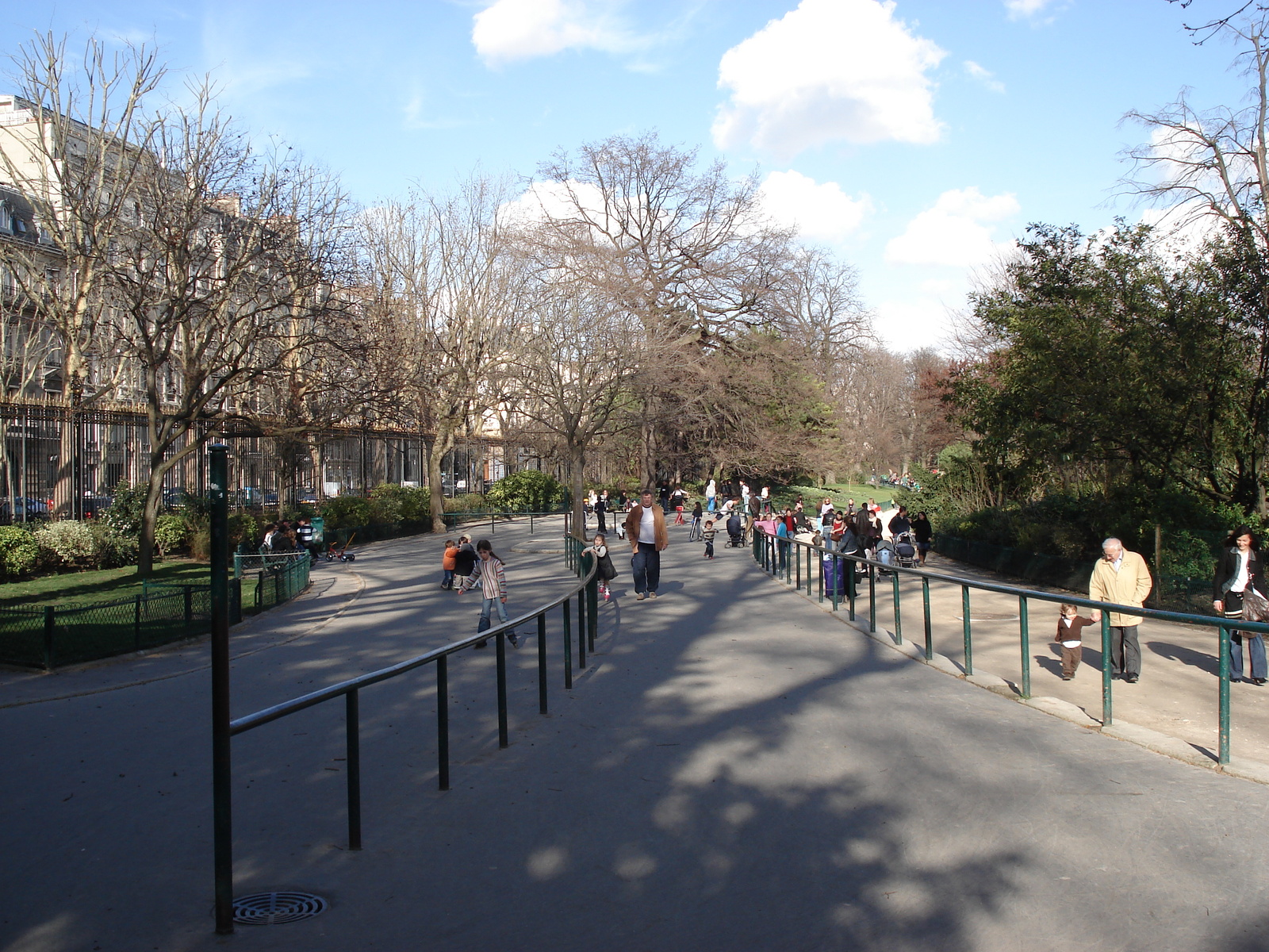 Photo France Paris Parc Monceau 2006-03 63
