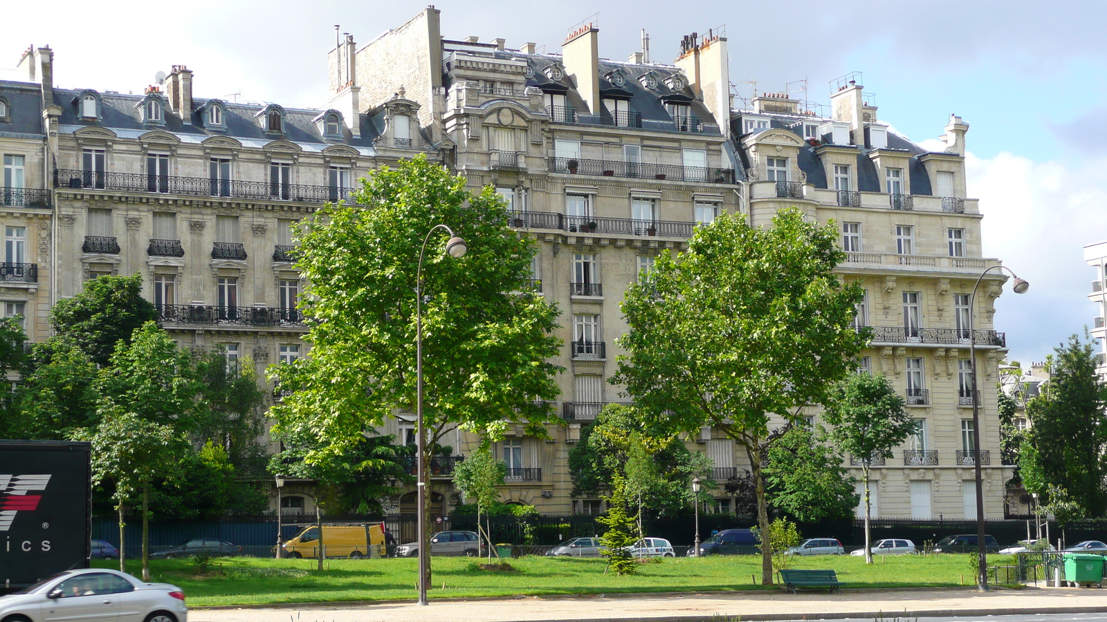 Photo France Paris Avenue Foch 2007-06 146