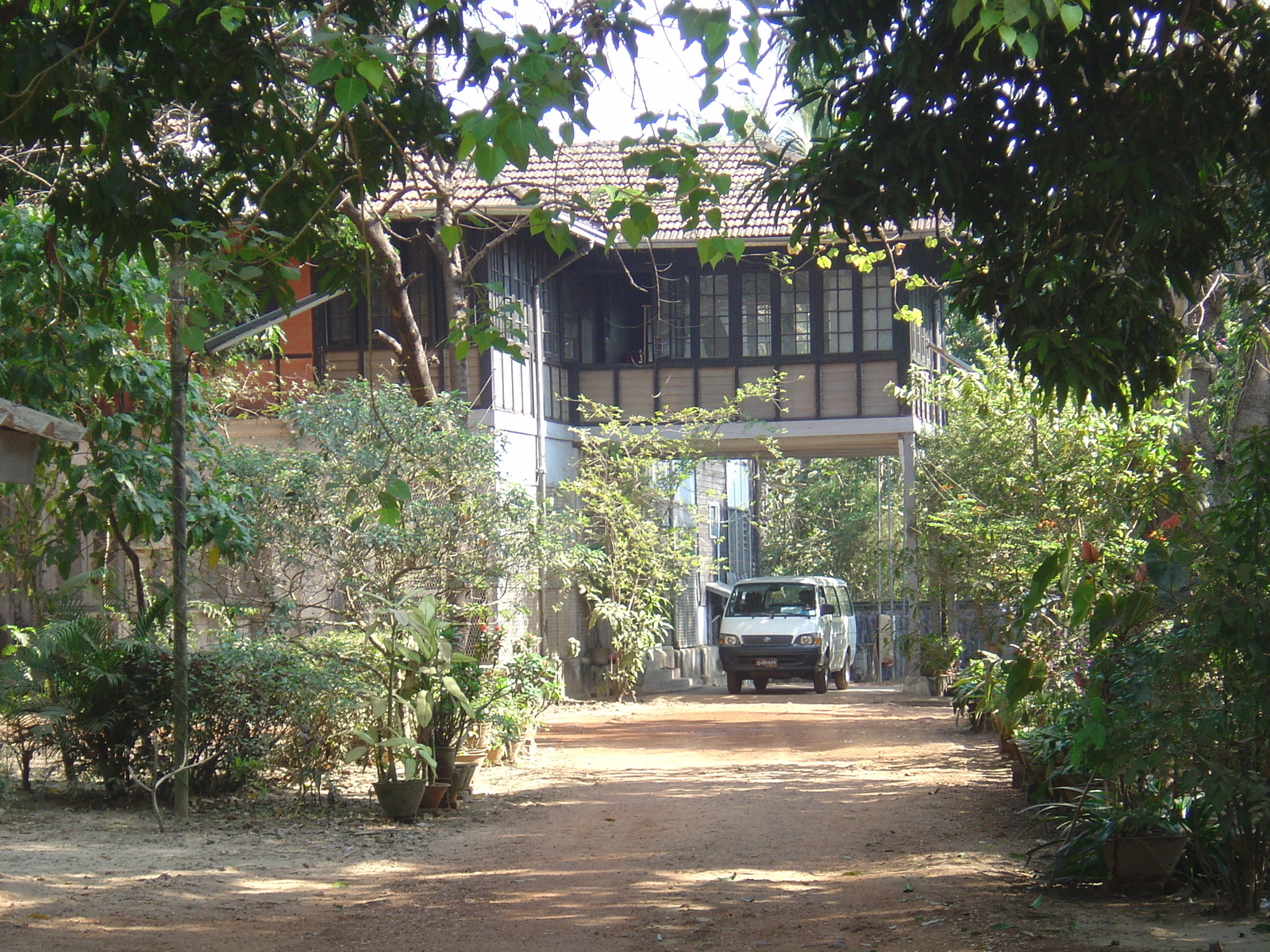 Photo Birmanie (Myanmar) Rangoun 2005-01 98