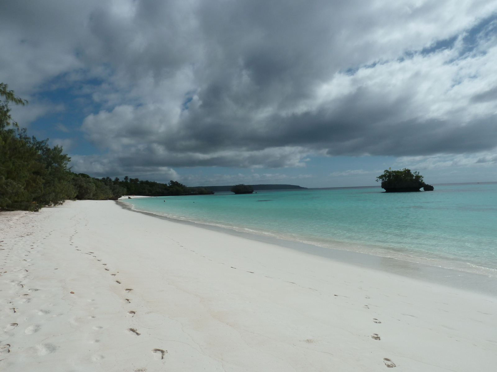 Photo Nouvelle-Calédonie Lifou Plage de Luengoni 2010-05 23