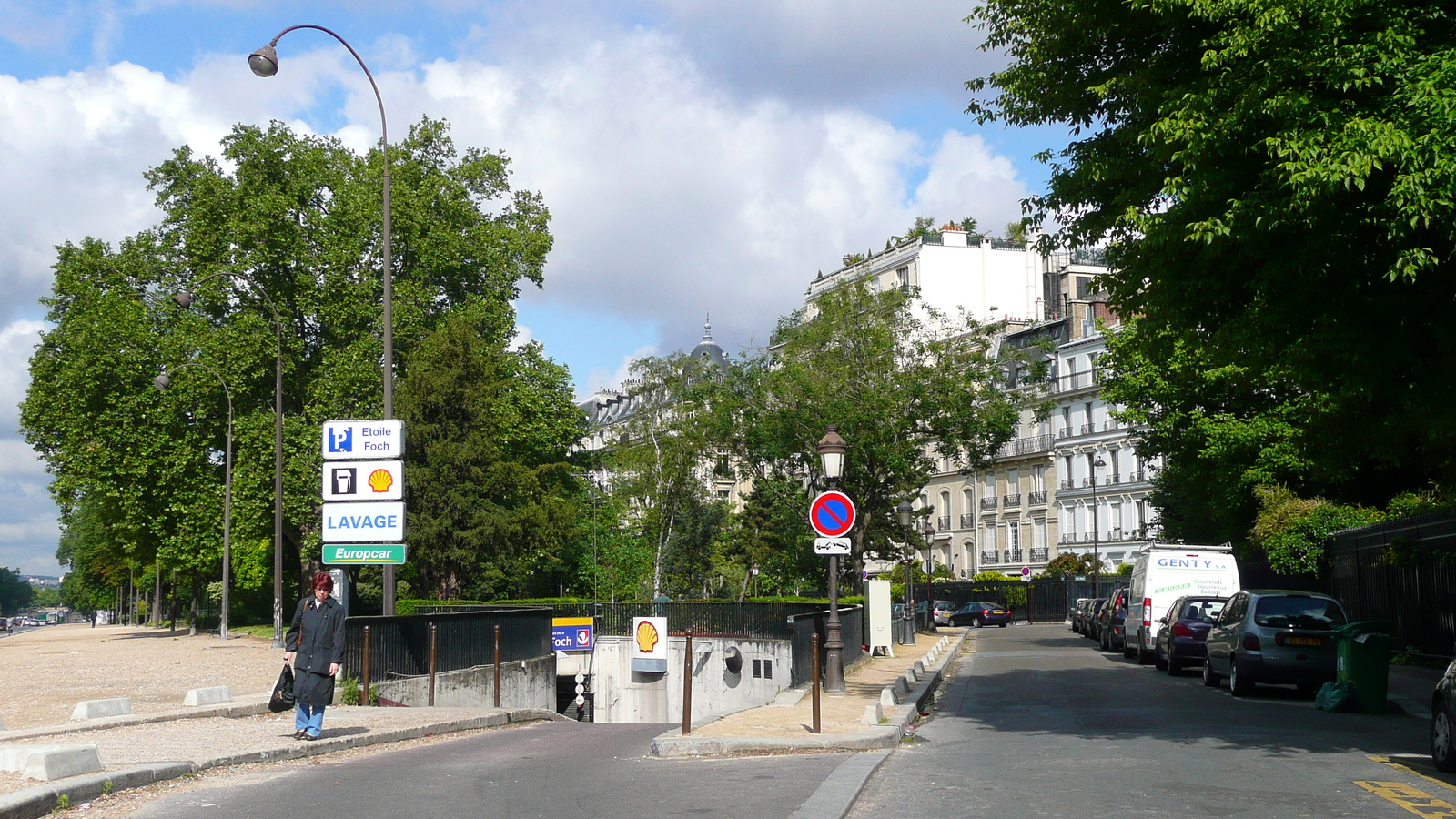 Photo France Paris Avenue Foch 2007-06 60